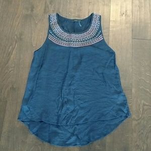 Navy blue tank with embroidered detail